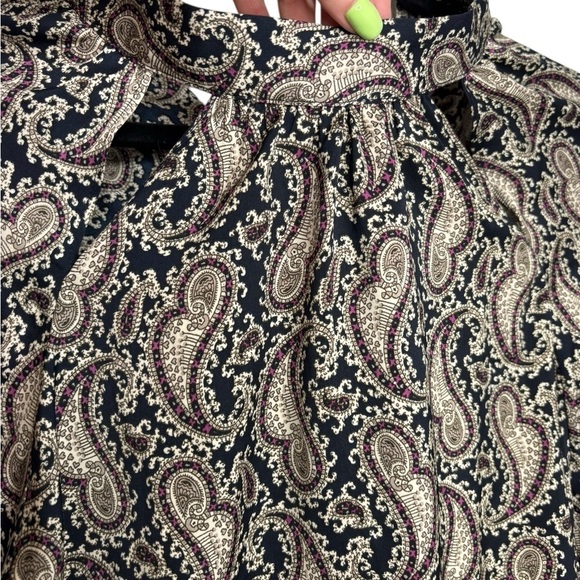 Banana Republic Women’s Long Sleeve Paisley Blouse Size Medium - Picture 2 of 11
